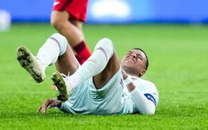 blessure kyian mbappe 25 septembre france turquie ligue des nations