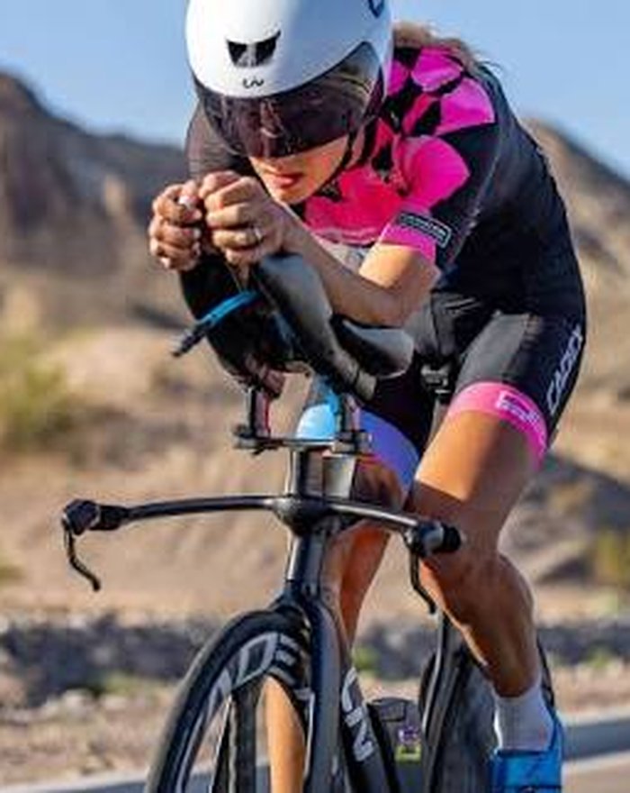 Triathlète sortant de l'eau